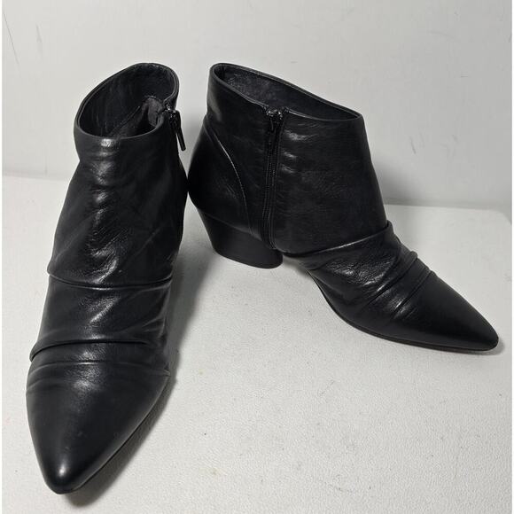 Miz Mooz Women's Ruched Leather Ankle Boots Black Sz 41 - Picture 1 of 9